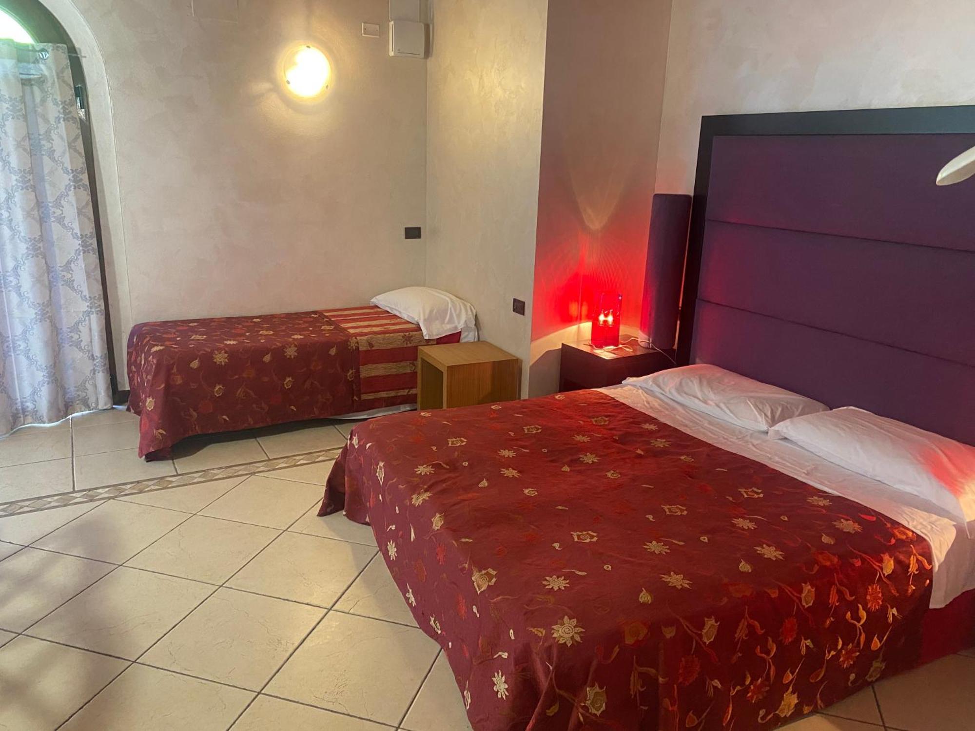 Albergo Le Piante Manerba del Garda Extérieur photo