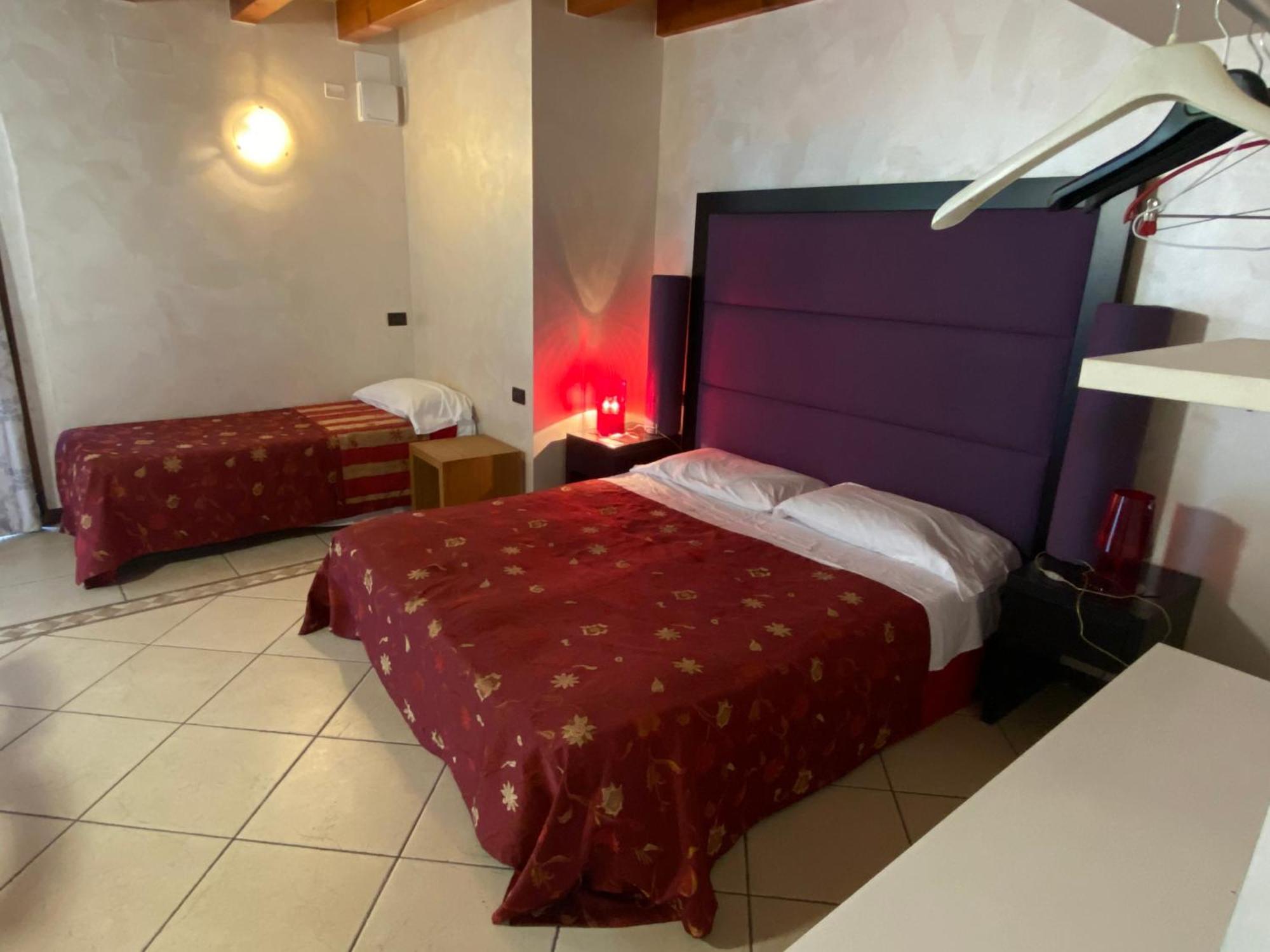 Albergo Le Piante Manerba del Garda Extérieur photo